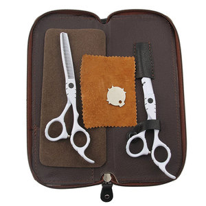 Coffrets de ciseaux de barbier à finition durable, outils de précision, en acier - Product Image 1