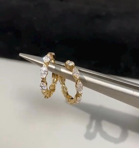 Pendientes de Aro con Diamantes Cultivados en Laboratorio, Corte Marquesa, Oro de 14K, Elegantes, Brillantes, Lujosos, Minimalistas, para Mujer, Fiesta, Día de la Madre - Product Image 3