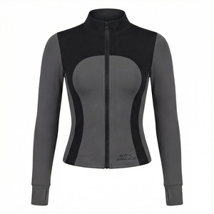 เสื้อแจ็คเก็ตโยคะแบบซิปเต็มตัวสำหรับผู้หญิง ยี่ห้อ North Approach สีสันตัดกัน ผลิตจากผ้าสแปนเด็กซ์และโพลีเอสเตอร์ ระบายอากาศได้ดี คอตั้ง แขนยาว เหมาะสำหรับเล่นกีฬา - Product Image 1