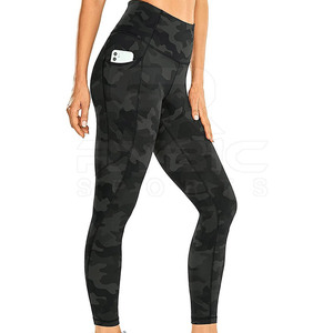 Leggings de yoga durables et très demandés pour femmes, imprimés numériquement par sublimation, extensibles et flexibles, pour le sport et le fitness. - Product Image 3