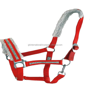 Fabriqué en Inde Vente Chaude Nylon Cheval licou avec rembourrage en vison polaire confortable Nylon Course de chevaux licou et accessoires - Product Image 1