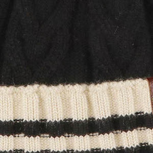 Gorro de Invierno Cálido y Moderno con Detalles Brillantes, Adornado con Pedrería, Gorro Grueso para el Invierno - Product Image 6