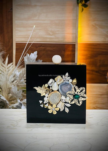 Bolsos de Mano de Resina Vintage Personalizados con Cierre de Cremallera y Flores para Bodas Reales, Diseño Elegante para Mujer, Colores Personalizados - Product Image 2