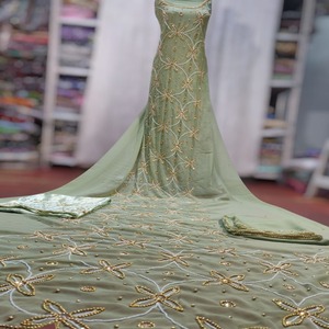 Nuevo Vestido de Novia Somalí de Moda, Impresionante y Elegante, Gorgura + Garbasaar, Tejido de Seda con Intrincado Estampado Floral - Product Image 1