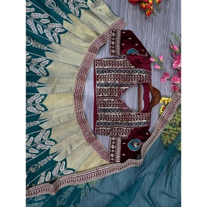 Magnifique Lehenga Choli en soie avec broderies pour les occasions spéciales - Product Image 5