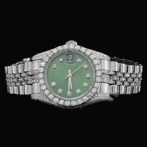 Reloj de pulsera de cuarzo de 41 mm con esfera verde y diamantes de moissanita, diseño de última generación para hombre, con fecha automática y detalles incrustados. - Product Image 3