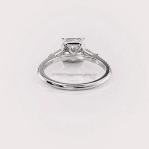 Anillo de Compromiso de Moissanita de la Mejor Calidad para Joyería Nupcial, Celebración de Bodas y Regalos, Disponible al Mejor Precio del Mercado - Product Image 3
