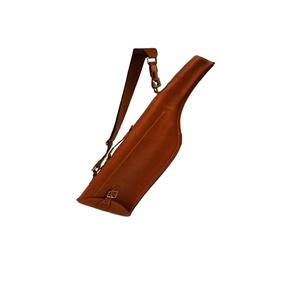 Cubierta de cuero para Revolver y jeringuillas - Product Image 1