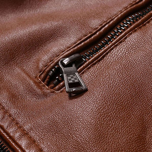 Chaqueta de Cuero para Hombre, Impermeable, de Invierno, Corte Ajustado, Cuello Alto, Logotipo Frontal, Ecológica y Transpirable, en Oferta - Product Image 4