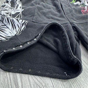 T-shirt court vintage surdimensionné personnalisé avec impression sérigraphiée en relief et délavé à l'acide pour homme, ensemble court graphique en coton coupe carrée pour homme - Product Image 6