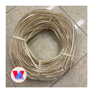 Tiras de ratán crudo anti-termitas de 7-10 mm de grosor para pantallas de lámparas, persianas y tejidos. Material de fibra de ratán al por mayor. - Product Image 1