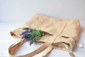 Sac messager en jute imprimé sur mesure, sac bandoulière écologique avec grande capacité de rangement pour une utilisation promotionnelle - Product Image 4