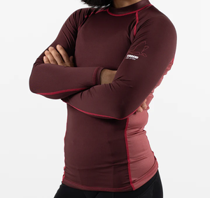 เสื้อแรชการ์ดแขนยาวสำหรับผู้ชาย/ผู้หญิง น้ำหนัก 240 กรัม ผลิตจากโพลีเอสเตอร์/ไนลอน สำหรับปี 2026 ลายพิมพ์แบบรีดร้อน เป็นมิตรต่อสิ่งแวดล้อม พร้อมโลโก้แบบกำหนดเอง - Product Image 1