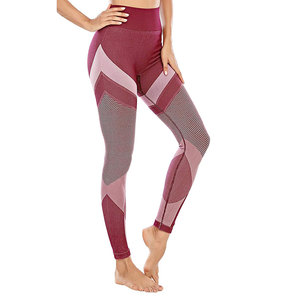 Ensemble de yoga pour femmes, production d'usine, séchage rapide, soutien-gorge de sport et leggings en Spandex/Nylon, grande taille, ensemble 2 pièces pour le sport - Product Image 3