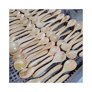 Cuillère en bois artisanale en gros, outil de cuisine naturel pour la préparation des aliments - Product Image 1