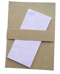 กระดาษพรีเมียม Silk '10 A4 Petter Heads + ซองจดหมาย 5 ซอง ชุดบรรจุภัณฑ์ กระดาษปราศจากไม้ ปราศจากกรด และไม่ซึมซับหมึกขณะใช้ปากกา - Product Image 1