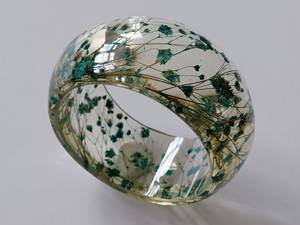 Bracelets en résine époxy faits à la main avec coquillages naturels incrustés, design moderne et élégant, thème ange et amour, pour la Saint-Valentin - Product Image 6