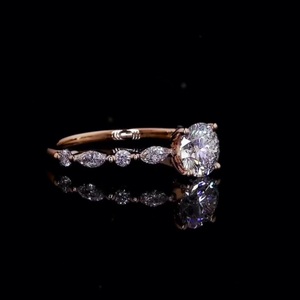 Anillo de diamante cultivado en laboratorio con corte brillante redondo de 1.0 quilates y banda única, certificado por IGI, oro rosa de 14k, regalo de compromiso y aniversario. - Product Image 3