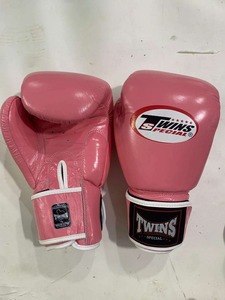 Oem Twins Boxing Sparring <b>Gloves</b> Hook And Loop Mma Boxing <b>Gloves</b> 100% Genuine Leather Full Finger <b>Moisture</b> <b>Gloves</b> For Adults - Product Image 2