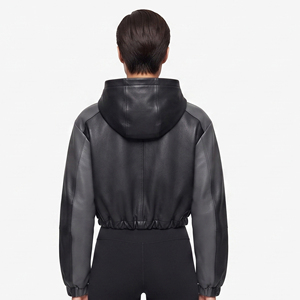 Hoodie court en cuir PU pour femme avec fermeture éclair avant et poches latérales, style streetwear - Product Image 2