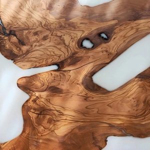 Table rectangulaire moderne en bois rustique et résine, avec incrustation de bois naturel, pour salon, design durable - Product Image 5