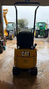 Miniexcavadora CAT Modelo 300.9D de 2 Toneladas y 25 HP, Maquinaria de Construcción y Edificación en Venta - Product Image 3