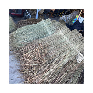 Tejas de Paja Natural Pura para Techos, Paneles de Paja Resistente para Cabañas Tiki, Calidad Premium, Venta al por Mayor - Product Image 1