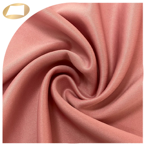 Tissu tricoté en trame agréable au toucher, en viscose, rayonne, nylon, polyester et élasthanne, pour vêtements de sport - Product Image 1