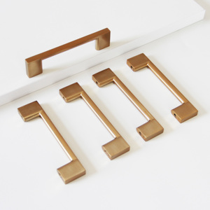 Poignée de meuble rectangulaire moderne et minimaliste en alliage de zinc, finition champagne, pour cuisine, salle à manger, armoire, commode, salle de bain - Product Image 1