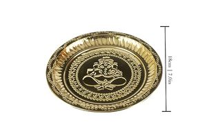 Ensemble de thali circulaire en laiton avec tasse et cuillère pour les activités religieuses, design durable - Product Image 5