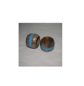 Anillo para servilletas de resina y madera de último diseño, hecho a mano con materiales mixtos, increíble anillo redondo de resina epoxi y madera al precio más bajo. - Product Image 6