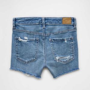Shorts en jean pour femmes, taille haute, décontractés, d'été, en coton bleu délavé, coupe ajustée, tendance, logo personnalisé, vente en gros - Product Image 6