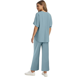 Ensemble décontracté deux pièces pour femme : haut ample à manches courtes et pantalon large, tenue de détente assortie, logo personnalisé - Product Image 2