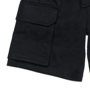 Short cargo moderne pour garçons, design uni avec fermeture à boutons et poches, tissu en mélange de coton et de polyester, léger et respirant - Product Image 3