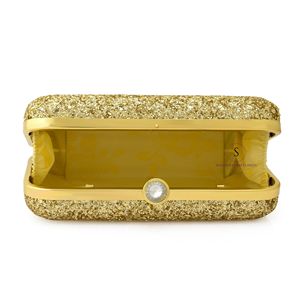 Pochette de luxe texturée dorée, élégante pochette rigide texturée pour soirées et mariages, sac à main pour femme avec fermoir en cristal - Product Image 3