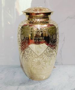 Urna Funeraria de Latón - Urna Conmemorativa Hecha a Mano para Cenizas Humanas - Fabricante y Exportador de Artesanías Ali - Product Image 1
