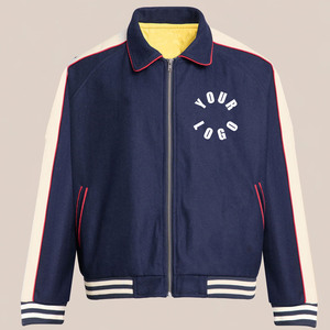 Veste universitaire bleu marine pour homme avec manches crème et bordure rouge, logo imprimé sur le devant, col rabattu, fermeture éclair, vêtement d'automne - Product Image 1