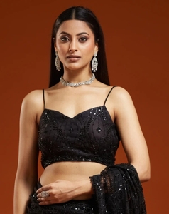 Sari de red bordado estilo Bollywood KV (Negro) - Product Image 4