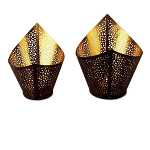 Juego de 2 Portavelas Cilíndricos con Diseño Geométrico Recortado, Resistentes al Calor, Decoración para el Hogar, Portavelas Hechos a Mano en Oferta - Product Image 6