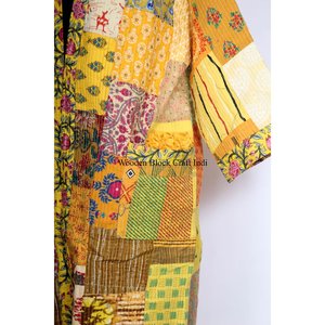 Kimono Corto de Seda de Lujo con Parches, Hecho a Mano, Estilo Bohemio, Chaqueta Kimono Corta para Mujer, Regalo Perfecto, Ligero, para el Verano - Product Image 2