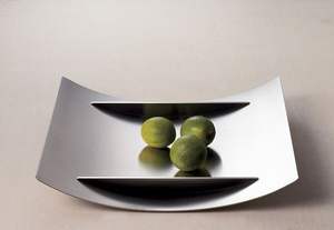 Plateau en laiton élégant et moderne, plateau de service minimaliste, plateau rond contemporain en laiton, plateau en laiton au design élégant, finition studio - Product Image 6