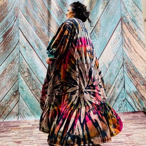Robe kimono en rayonne écologique pour femme, taille unique, design tendance, faite à la main, tie-dye, avec ceinture, 1 pièce - Product Image 6