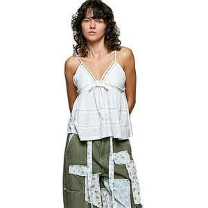 เสื้อสายเดี่ยวคอวีปักลายแต่งระบาย POL - Product Image 1