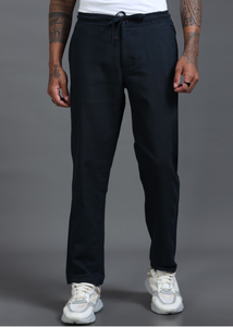 Pantalon en coton de qualité supérieure pour hommes, bleu marine uni, coupe décontractée, taille mi-haute, pantalon régulier avec quatre poches, taille élastiquée - Product Image 1