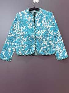 Veste matelassée imprimée artisanale, style bohème, réversible, en coton, pour l'automne et l'hiver, vêtement vintage Kantha, vêtements d'extérieur indiens pour femmes - Product Image 5