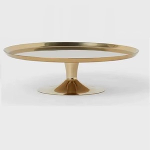 Elegante soporte metálico para pasteles con brillo metálico, base de pedestal estable para una colocación firme, diseñado para eventos en interiores y exteriores. - Product Image 1
