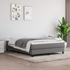 Cadre de lit Queen en tissu gris foncé, rembourré, en contreplaqué et bois d'ingénierie, durable et élégant - Product Image 1