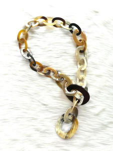 2025 nueva llegada COLLAR COLGANTE de cuerno de búfalo Natural hecho a mano para mujeres y niñas moda para fiestas de Navidad - Product Image 2