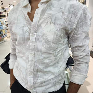 Camisa Casual de Lino y Algodón Blanca para Hombre, Camisa de Tela de Lino y Algodón Transpirable de Primera Calidad, Camisa Única con Diseño de Puntos - Product Image 3
