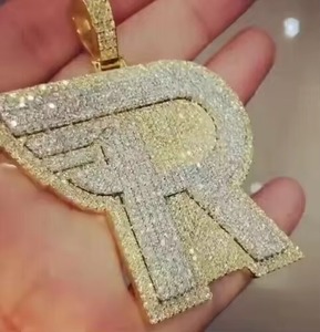 Colgante de Diamantes Personalizado Hecho a Mano, Colgante de Moissanita VVS para Rapper, Colgante de Plata 925, Joyería Fina Hip Hop, Colgante con Inicial/Letra - Product Image 3